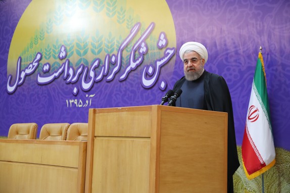 خودکفایی در تولید گندم تبلور اقتصاد مقاومتی است/ در برجام و اوپک پیروز شدیم/اگر قدرت تولید نفت نداشته باشیم کسی با ما حرف نمی&zwnj;زند+ فیلم