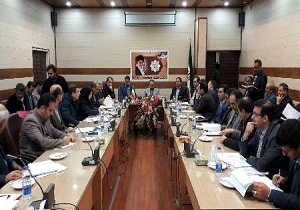 مشکلات 4 واحد تولیدی شهرستان سرخه با حضور استاندار بررسی شد