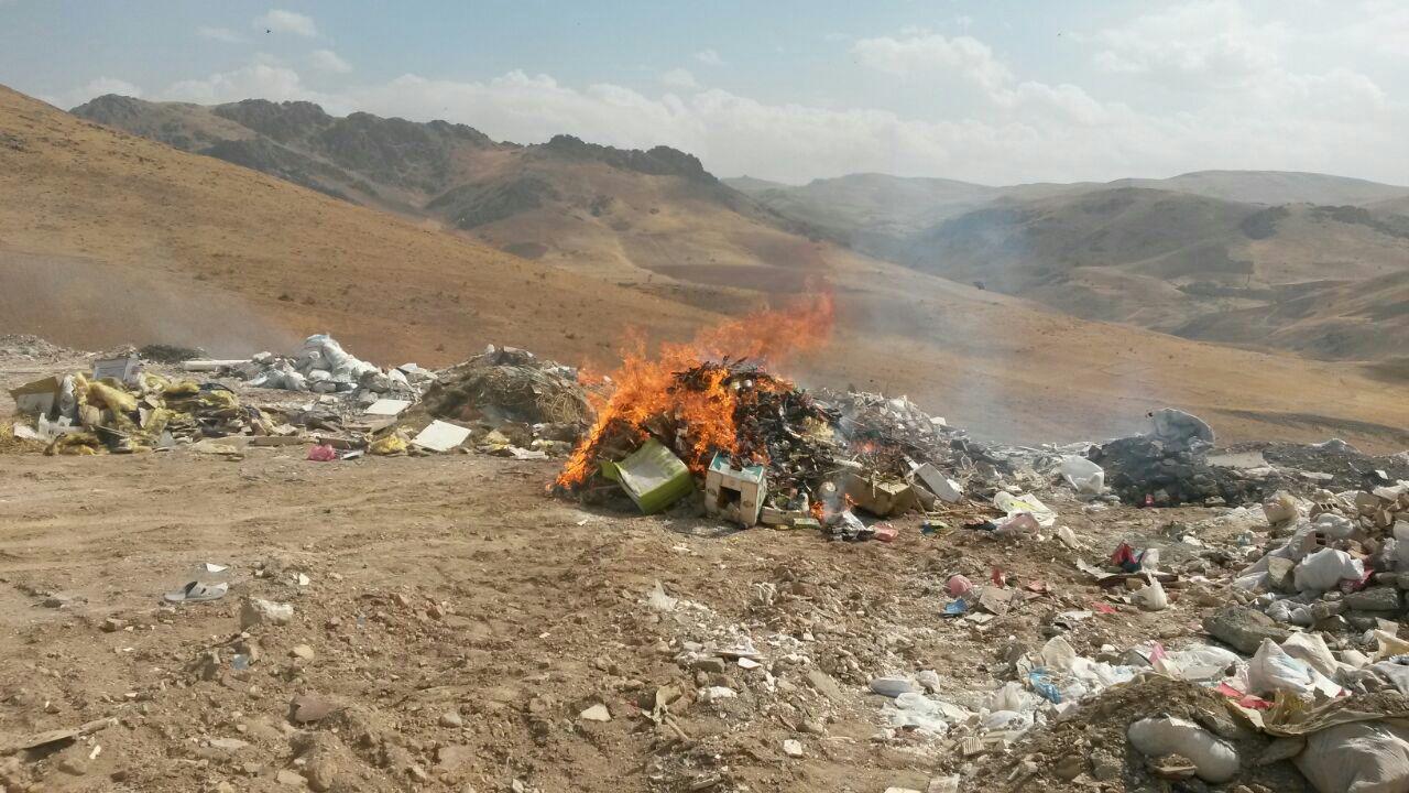 کشف و ضبط 17 تن انواع مواد غذایی غیرقابل مصرف و غیربهداشتی