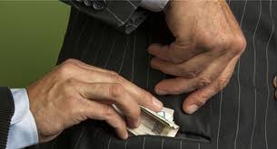 مبارزه با فساد اداری سیاست امور مالیاتی کشور