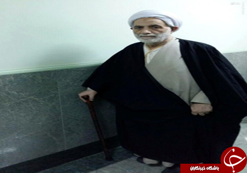 عکس/ &laquo;قرائتی&raquo; از بیمارستان مرخص شد