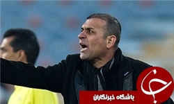 قلعه&zwnj;نویی: گل&zwnj; خنده&zwnj;داری خوردیم و در باد بازی با استقلال بودیم/ ویسی: پیروزی مقابل تراکتورسازی را به نویدکیا تقدیم می&zwnj;کنیم