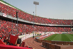 تشویق ایسلندی هواداران پرسپولیس در بازی با ذوب آهن+فیلم