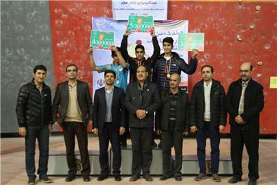مدال طلای ماده سرعت مسابقات سنگنوردی جام فجر به میلاد علیپور از قزوین رسید