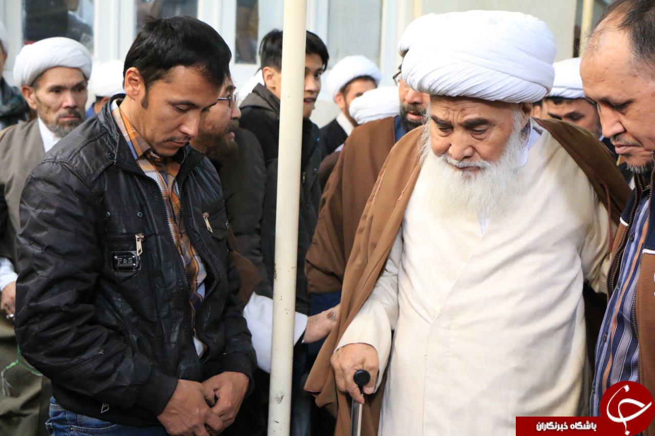برگزاری جشن میلاد پیامبر اسلام(ص) همراه با عمامه&zwnj;گذاری طلاب افغانستانی + عکس