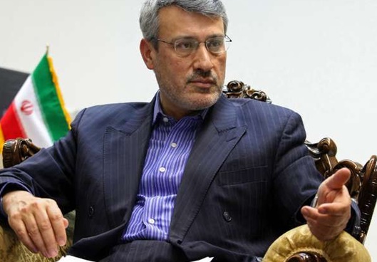 غرب حمایت از گروههای مسلح غیرقانونی در سوریه را متوقف کند