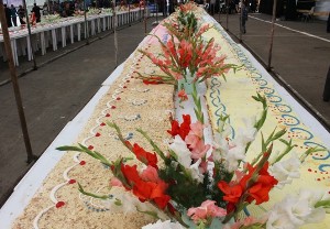 پخت کیک ۵۱۳ کیلویی در رشت