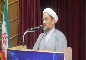 اقامه نماز جماعت در مدارس استان