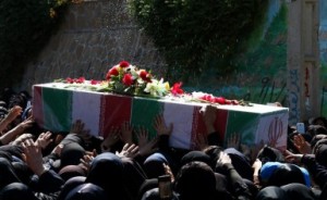 تشییع پیکر پنجاه و ششمین ﺷﻬﯿﺪ فاجعه ﺣﻠﻪ در اهواز