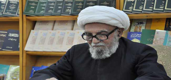 برگزاری مراسم گرامیداشت آیت الله واعظ زاده خراسانی در حرم رضوی