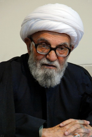 تشییع پیکر مرحوم آیت&zwnj;الله واعظ&zwnj;زاده خراسانی نخستین دبیر کل تقریب مذاهب اسلامی