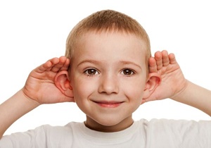 چگونه کودک را حرف‌شنو تربیت کنیم؟