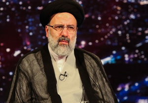 روایتی از کمک تولیت آستان قدس رضوی به خانواده‌ای جامانده از صف زائران اربعین+ فیلم