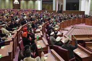 در مورد کمیسیون نظارت بر تطبیق قانون اساسی تصمیم قاطع گرفته می شود