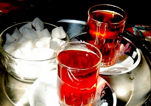 نوشیدن چای در این مواقع برای بدن خطرناک است