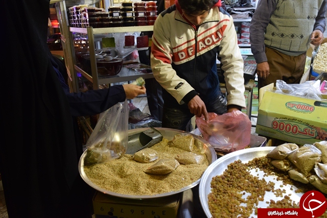 بازار داغِ غروبِ شب یلدا در سرمای خرم آباد+تصاویر