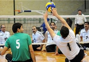 مصاف نماینده فارس و اصفهان در لیگ برتر والیبال نشسته
