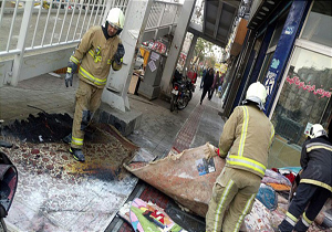 فروشگاه فرش خیابان ستار خان طعمه حریق شد/ حادثه خسارت جانی نداشت