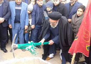 کلنگ زنی طرح احداث حسینه محله مون سادات اردستان