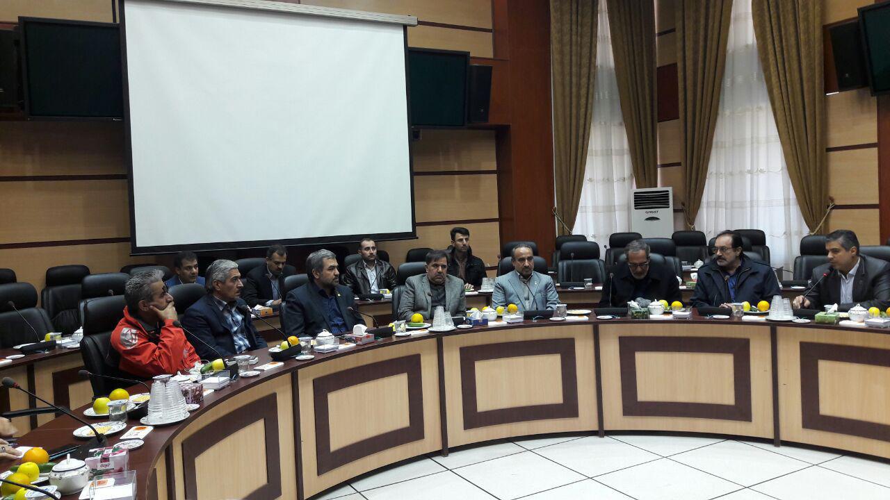 زیر راه سفر خود را به ترکمنستان لغو کرد/ حضور آخوندی در محل برخورد قطارها + عکس