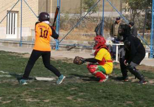 پایان لیگ سافتبال بانوان کشور