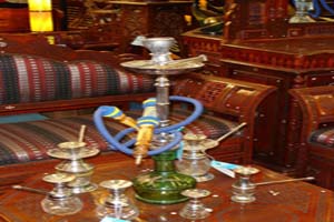 به دستور اشرف غنی، قلیان خانه&zwnj;های کابل مسدود می شوند