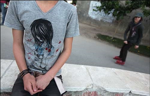 دور و نزدیک الگوهای پوشالی/ستاره نماهایی که فرمان روای ذهن جوانانمان می&zwnj;شوند