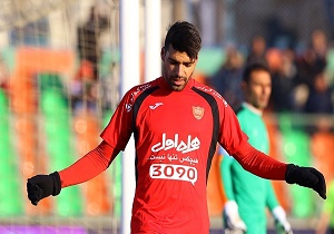 علت اصلی گل نزدن مهاجمان پرسپولیس چیست؟