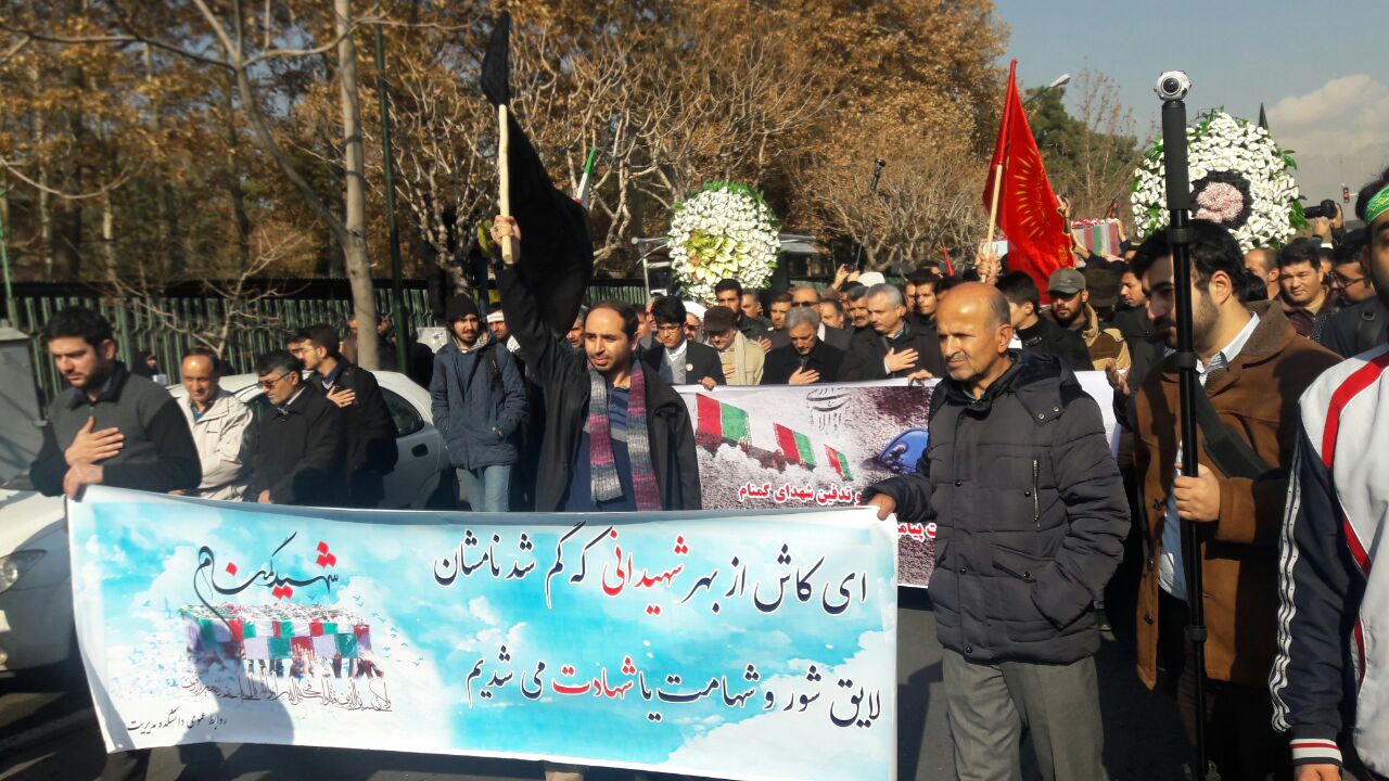 وداع با پیکر &laquo;شهید گمنام&raquo; در دانشگاه تهران
