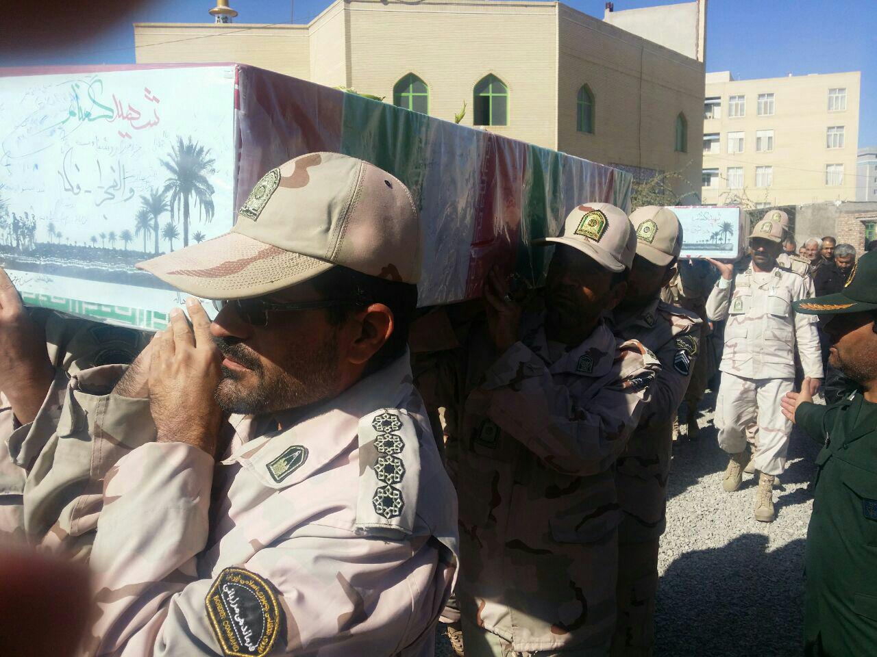 تشییع پیکر دو شهید گمنام در مهرشهر زاهدان