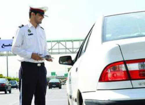 توقیف خودروی سمند با بیش از 44 میلیون ریال خلافی در تویسرکان