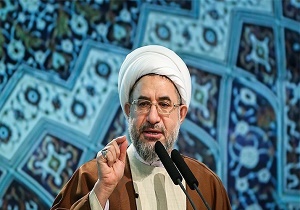 دوری از تعالیم الهی سبب جنگ و خونریزی در جهان شده است