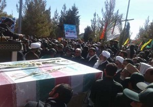 پیکر 2 شهید گمنام در نوک آباد خاش آرام گرفت