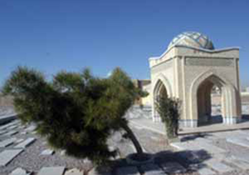 آرا مستانی به وسعت تاریخ/  اینجا همه بیدارند