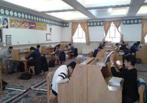 حضور 400 دانش آموز کاشانی در پایگاه مطالعات نوروزی