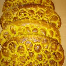 فطیر سنتی اصلی ترین سوغاتی بستان آباد