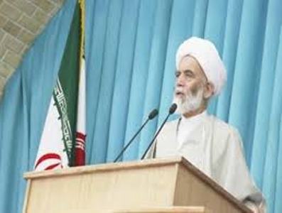 امام جمعه همدان: طبیعت برای بهره بردن است نه تخریب کردن.
