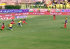اولین گل مسابقه صنعت نفت و پرسپولیس + فیلم