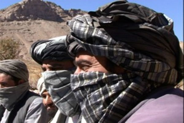 ذبیح&zwnj;الله مجاهد پیوستن 200  طالب به روند صلح را رد کرد