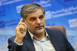 نقوی حسینی: گزارش سردار دهقان از اقدامات وزارت دفاع در تقویت بنیه دفاعی کشور تحسین برانگیز بود