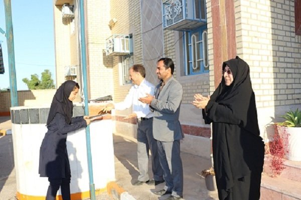 تجلیل از هنرآموزان برتر بردخون