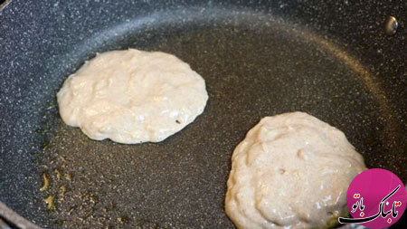 طرز تهیه&zwnj;ی پنکیک سیب و دارچین +تصاویر