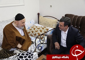 دیدار نوروزی استاندار با دو خانواده شهید