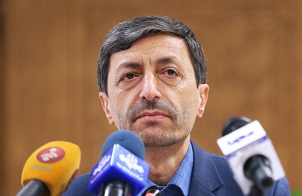 پرویز فتاح رسما از نامزدی در انتخابات کناره&zwnj;گیری کرد