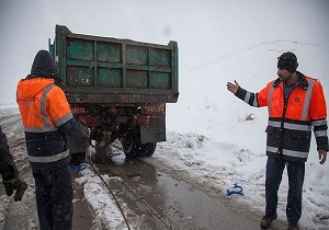 عملیات برف‌روبی بیش از ۵ هزار کیلومتر در جاده‌های استان اردبیل