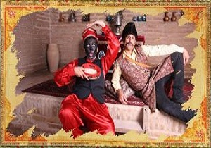 نمایش طنز نوستالژی ارباب و سیاه در یزد اجرا شد