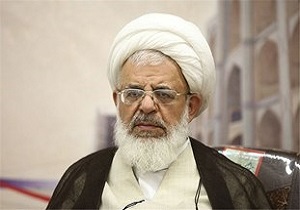 مسؤولان شرکت‌های هواپیمایی در زمان تأخیر پرواز به مردم پاسخگو باشند