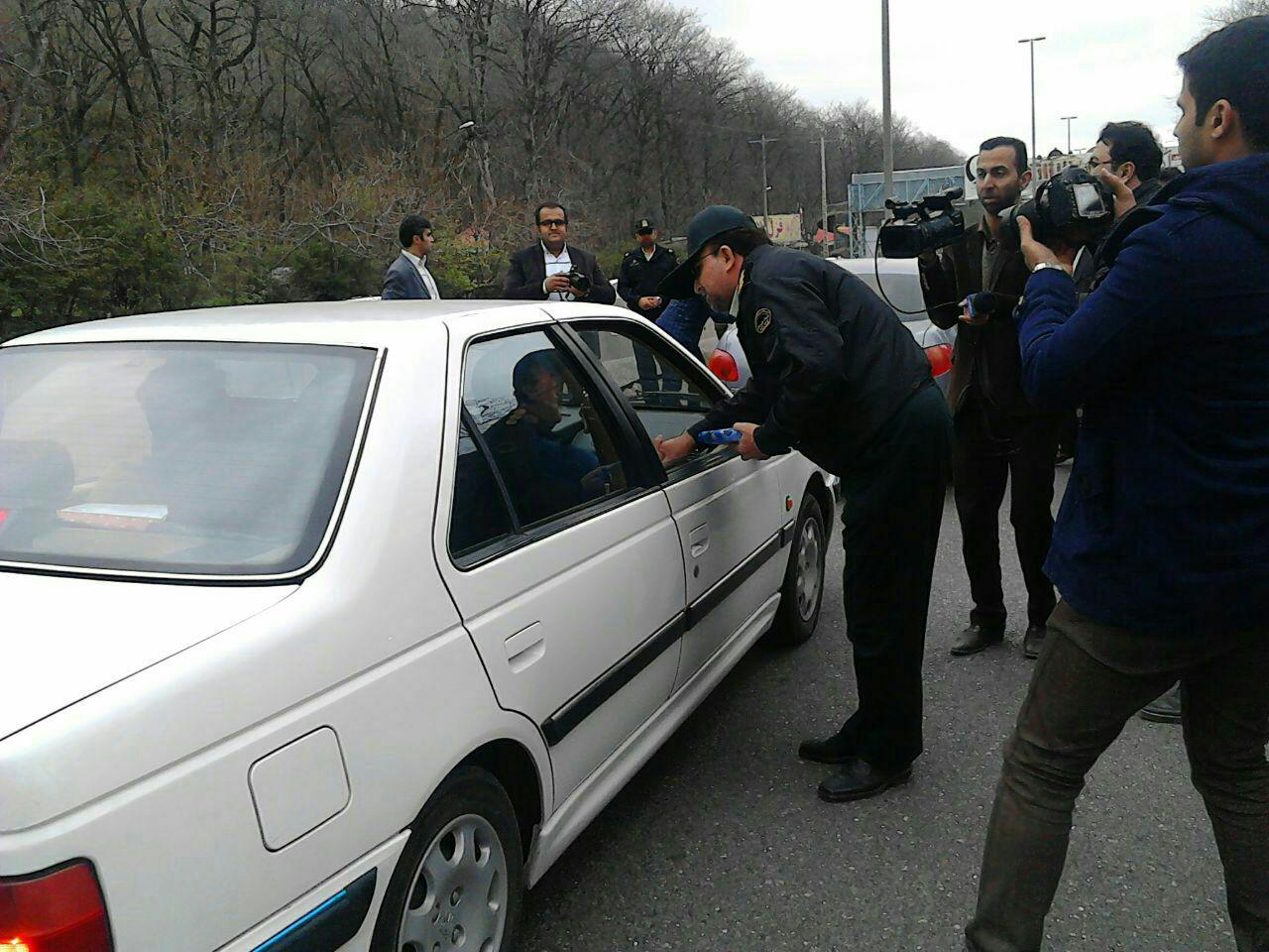 استقبال از مسافران نوروزی با آش سنتی مازندران
