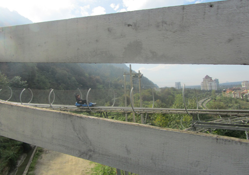 سورتمه سواری در نمک&zwnj;آبرود +تصاویر