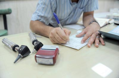 تبعیض در تعرفه&zwnj;های پزشکی بیداد می&zwnj;کند/ انتقاد از بی&zwnj;عدالتی&zwnj;ها در نظام سلامت